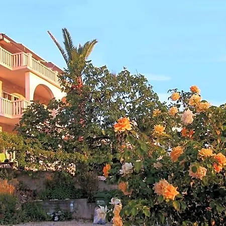Pape Hotel Trogir