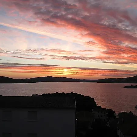 Pape 3* Trogir
